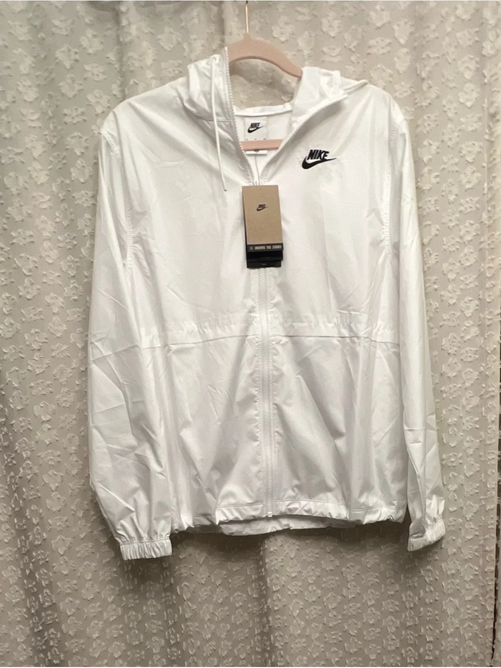NWT Nike Small Sportswear Essential Woven Hooded Windbreaker Jacket White - Picture 1 of 6